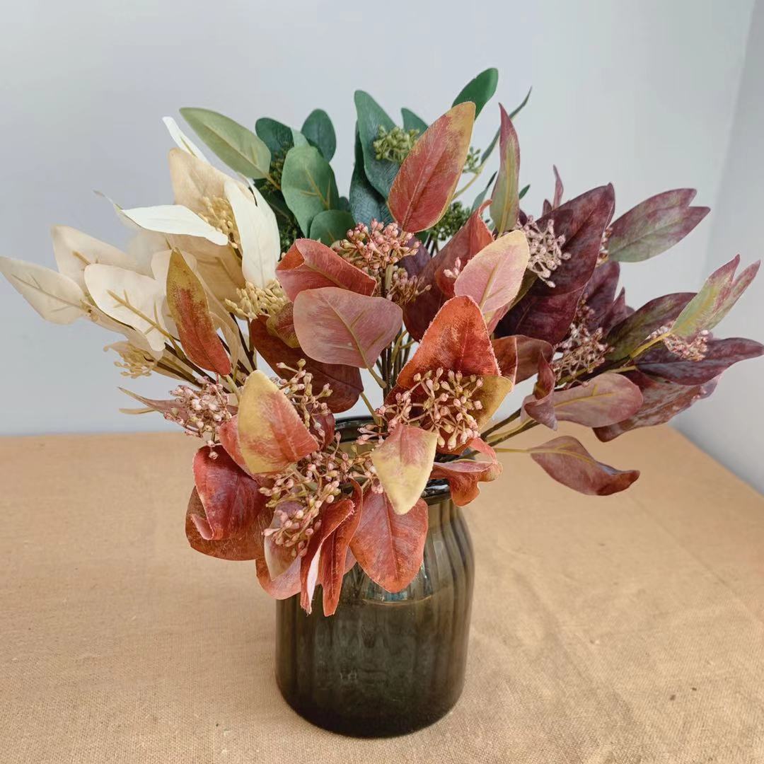 Decorative Botanical Leaf Bouquet