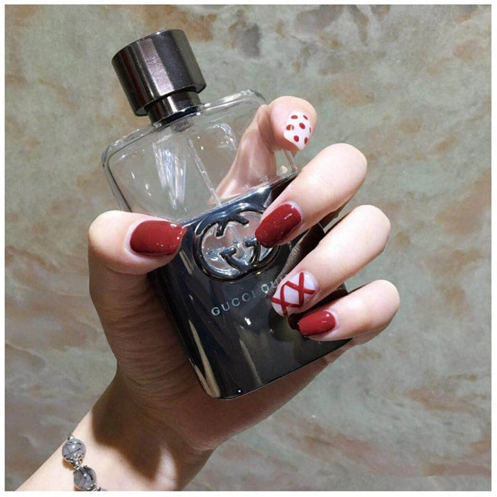 Luxurious fragrance bottle Stornfield