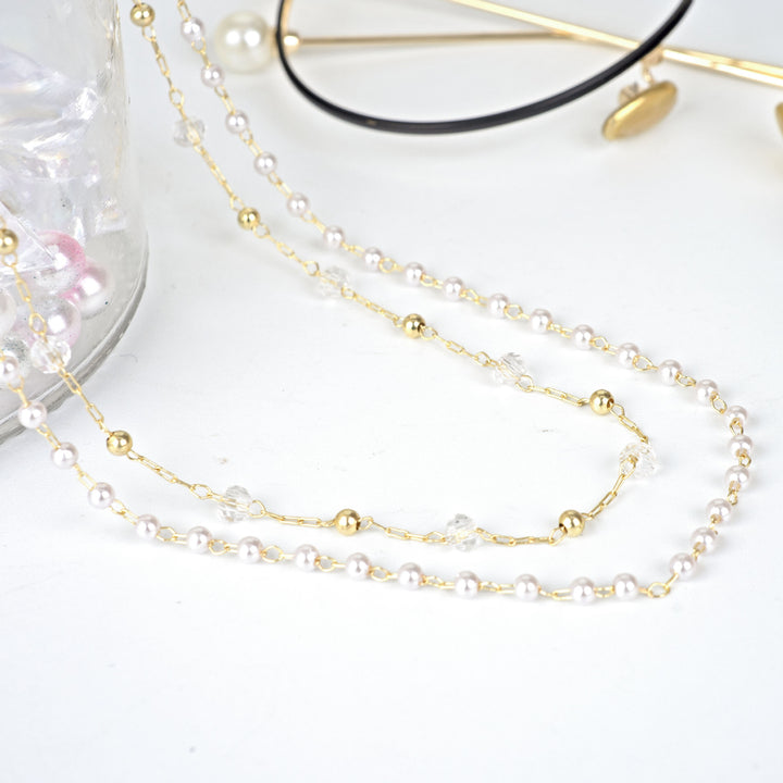 Chain-Linked Fashionable Eyewear Holder Stornfield