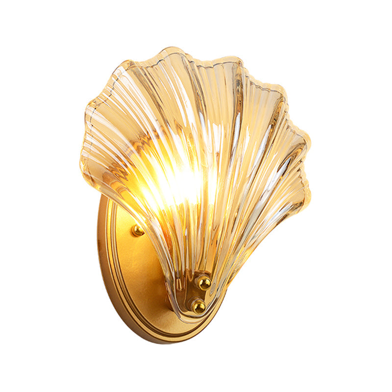 Single Scalloped Shell Wall Lamp Country Style Black/Gold Ribbed Glass Sconce Lighting Fixture | Stornfield