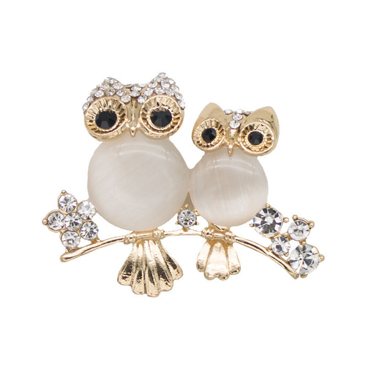 Elegant Owl-Themed Brooch Stornfield