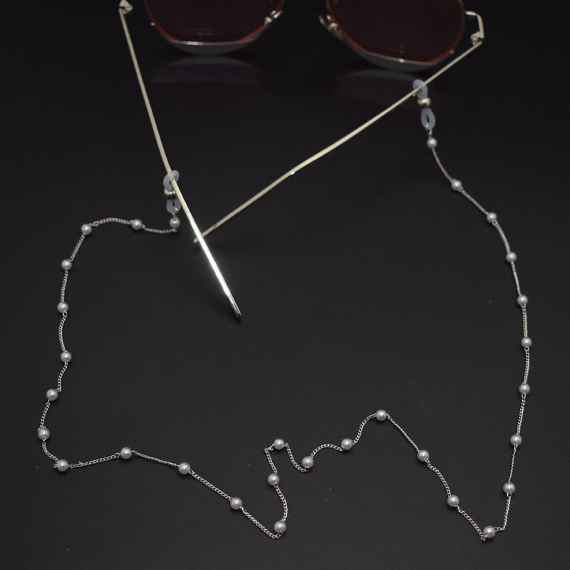 Elegant Multi-Strand Pearl Eyewear Chain Stornfield