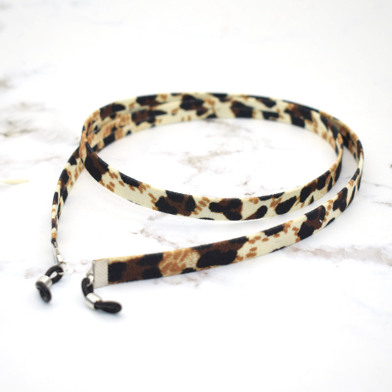 Stylish Velvet Eyewear Chain Stornfield