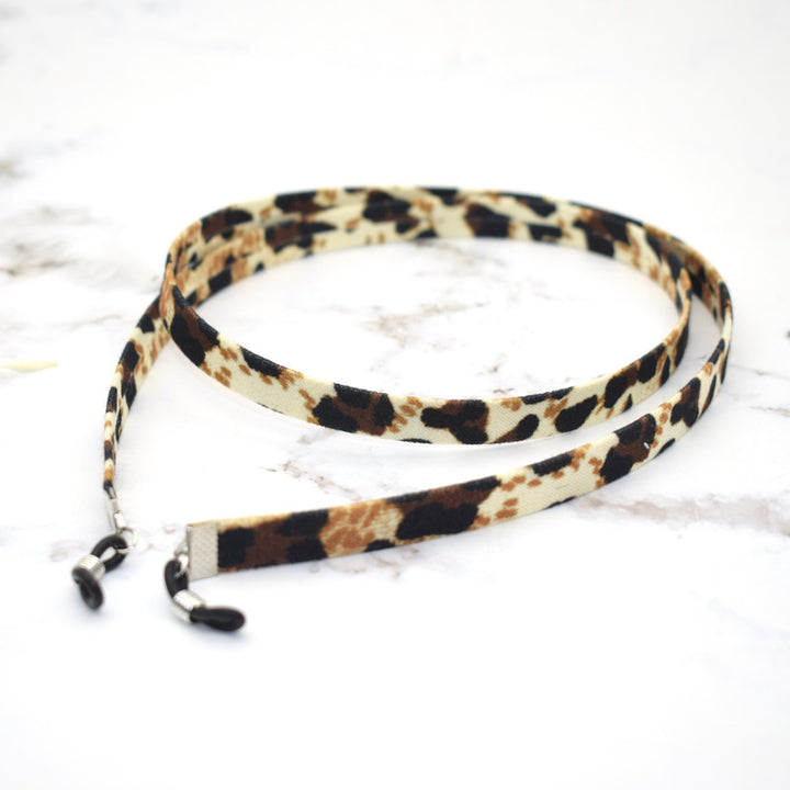 Stylish Velvet Eyewear Chain Stornfield