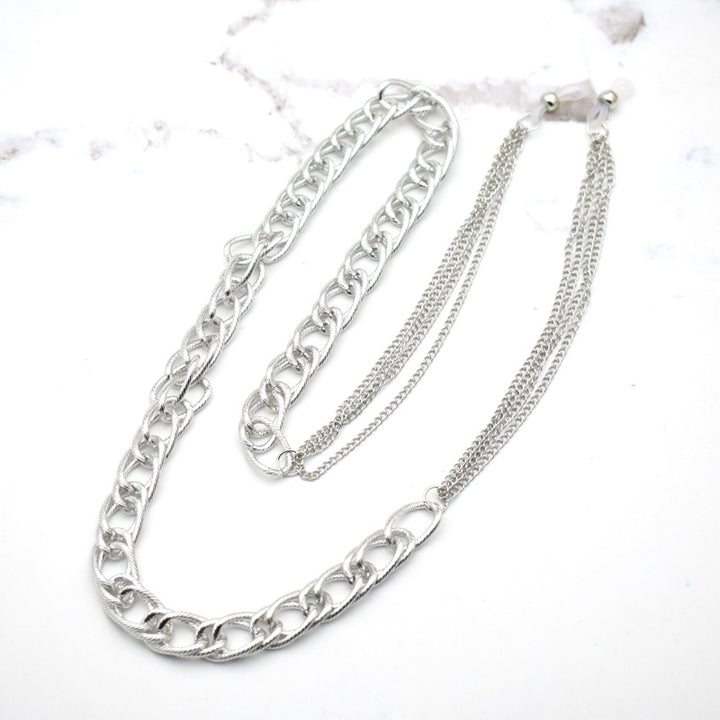 Stylish Chain Eyewear Holder Stornfield