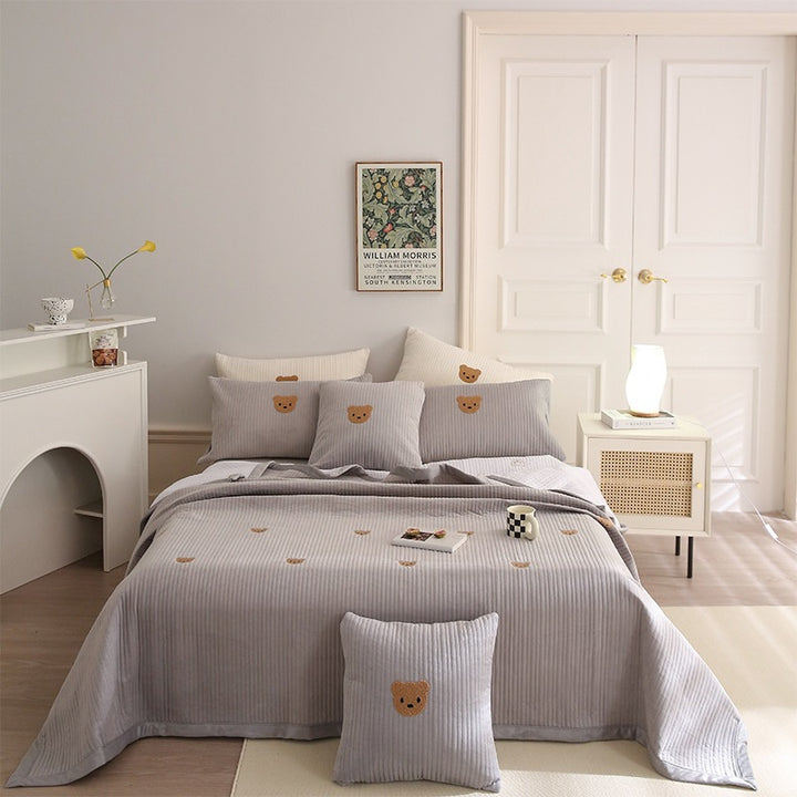 Reversible baby fur bedspread, Korean style