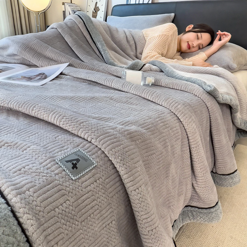 Double-layer milk fiber fleece blanket, cuddly and warm