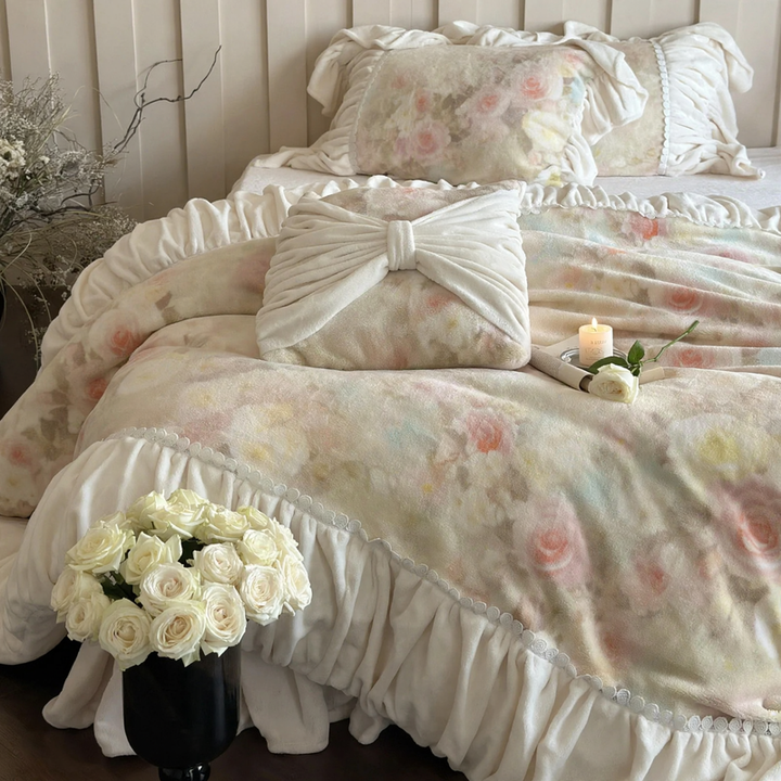 Bed linen set made of milk fiber fleece, embroidered, French style