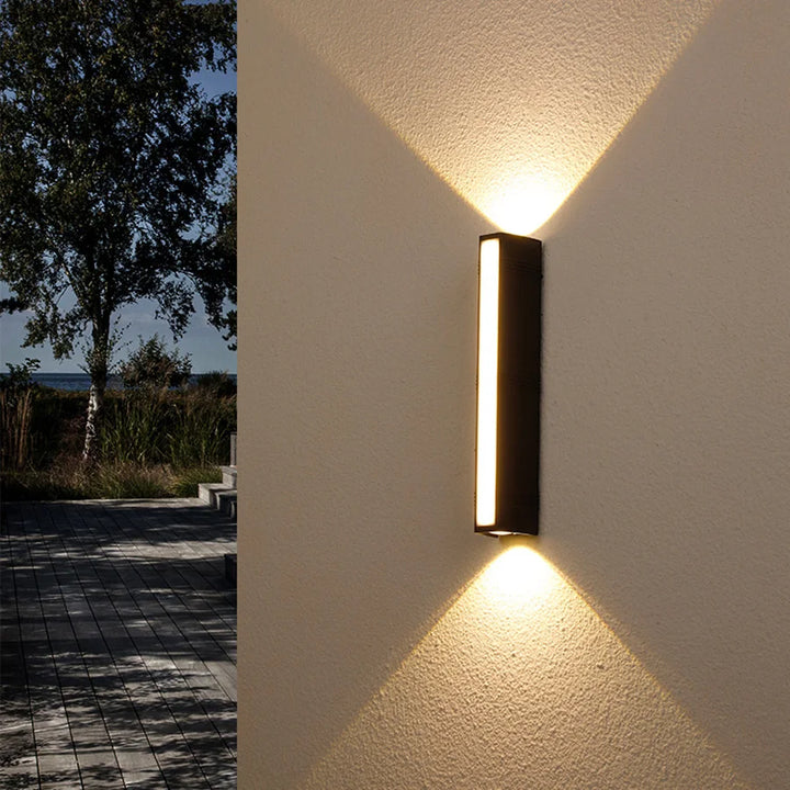 Stylish LED outdoor wall lamp | Stornfield