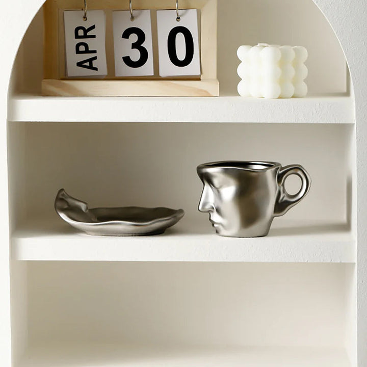 Stornfield | Kyssnades Face ceramic mug