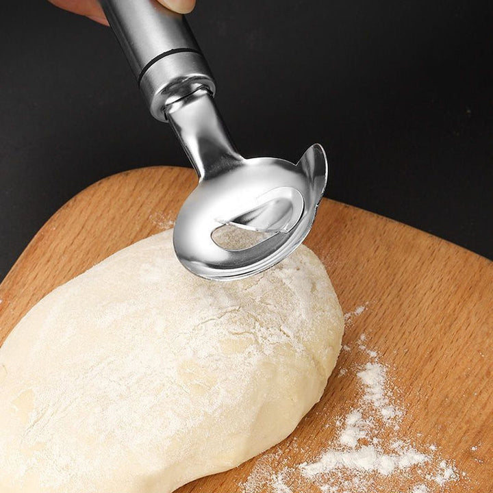 Stainless Steel Noodles Dough Cutter | Stornfield