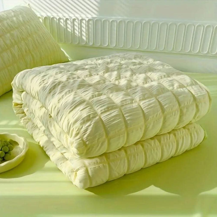 Stornfield | IYA - Elegant Heating Blanket