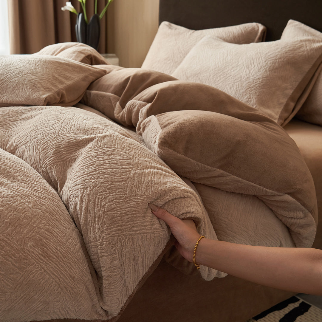 Winter Bedding Set, Milk Fiber Fleece, Geometric Pattern