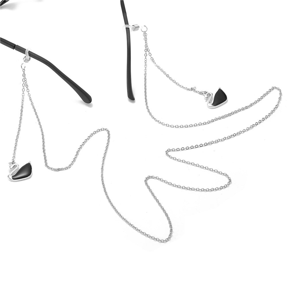 Elegant Charm Eyewear Chain Stornfield