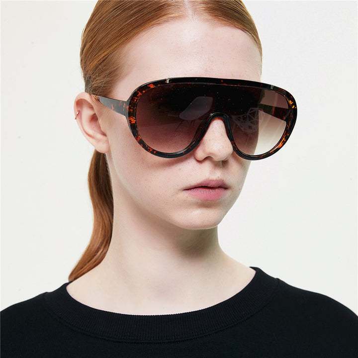 Ladies fashionable sunglasses Stornfield