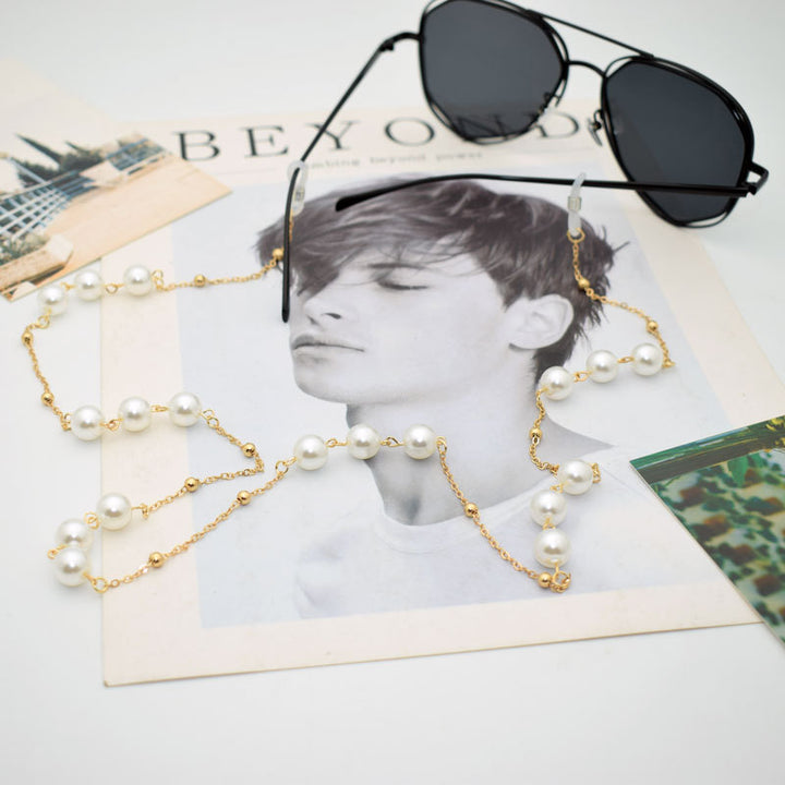 Elegant Pearl-Accented Eyewear Chain Stornfield 1786692160