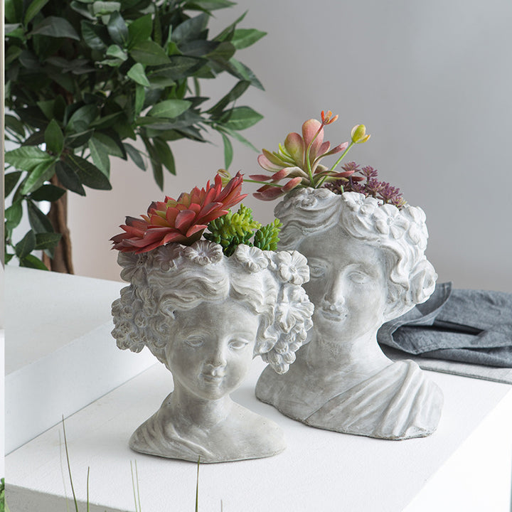 Artistic head sculpture flower pot Stornfield