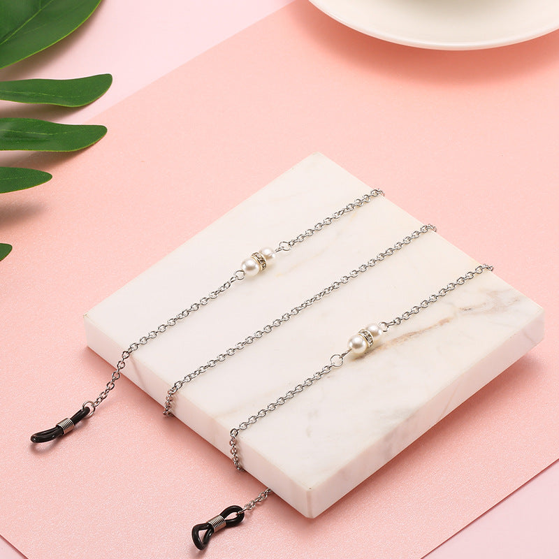Pearl-Accented Eyewear Chain Stornfield