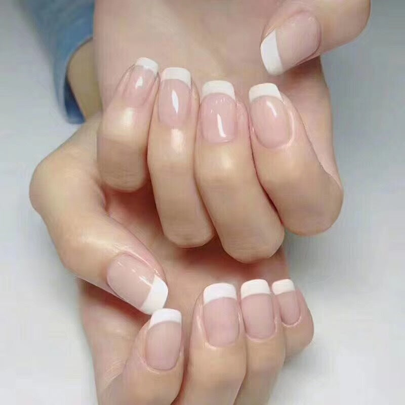 French Tip Press-On Nail Kit