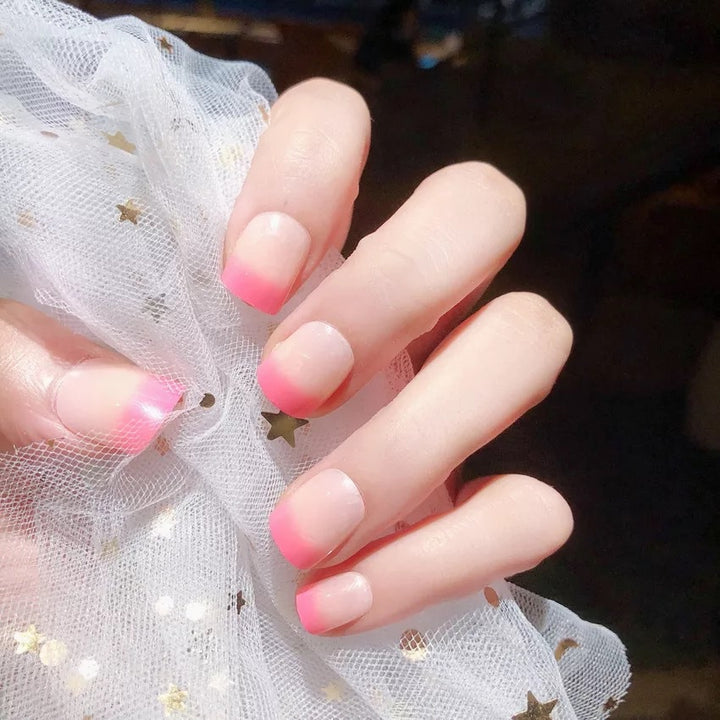 Fashionable butterfly design artificial nails Stornfield