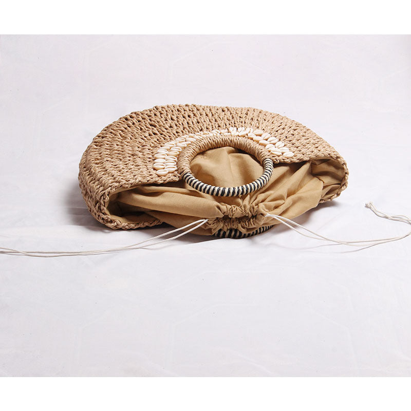 Elegant basket bag with shell decor Stornfield