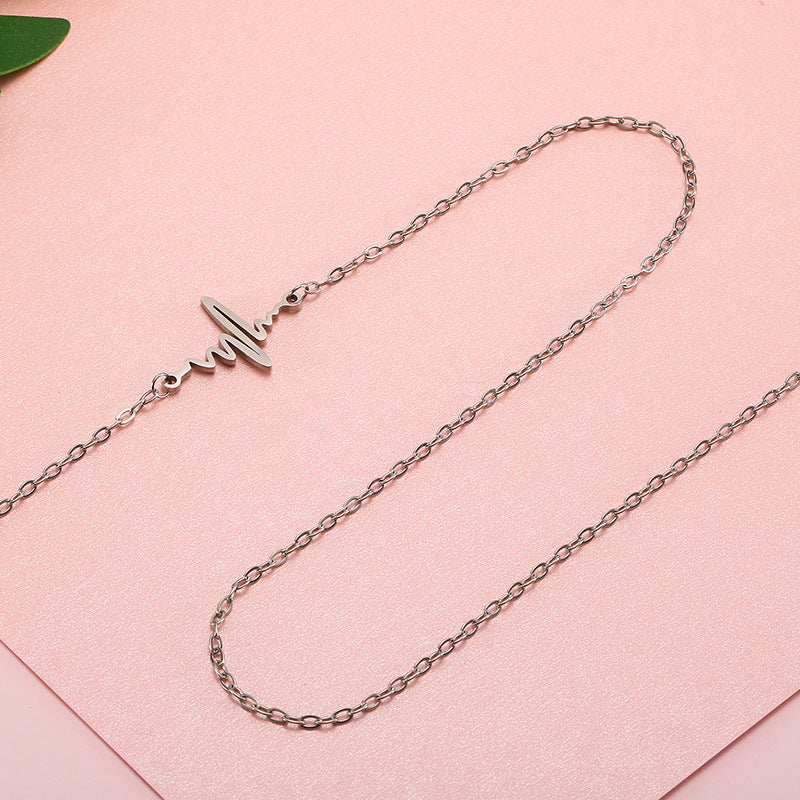 Modern Minimalist Chain Eyewear Holder Stornfield