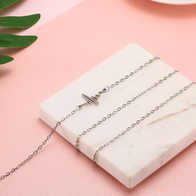 Modern Minimalist Chain Eyewear Holder Stornfield