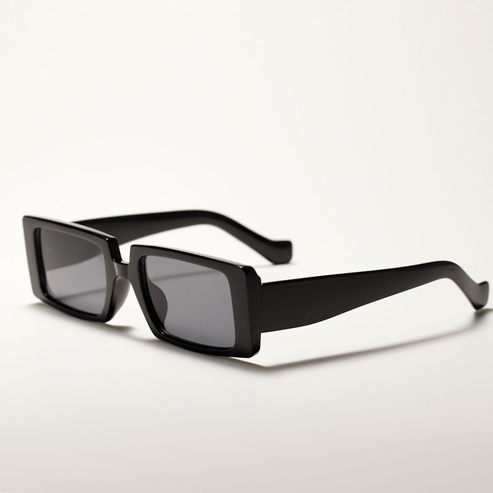 Women oversized sunglasses with fashionable frame Stornfield