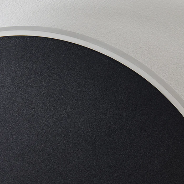 Elegant LED wall light for outdoor use - Minimalist round design | Stornfield