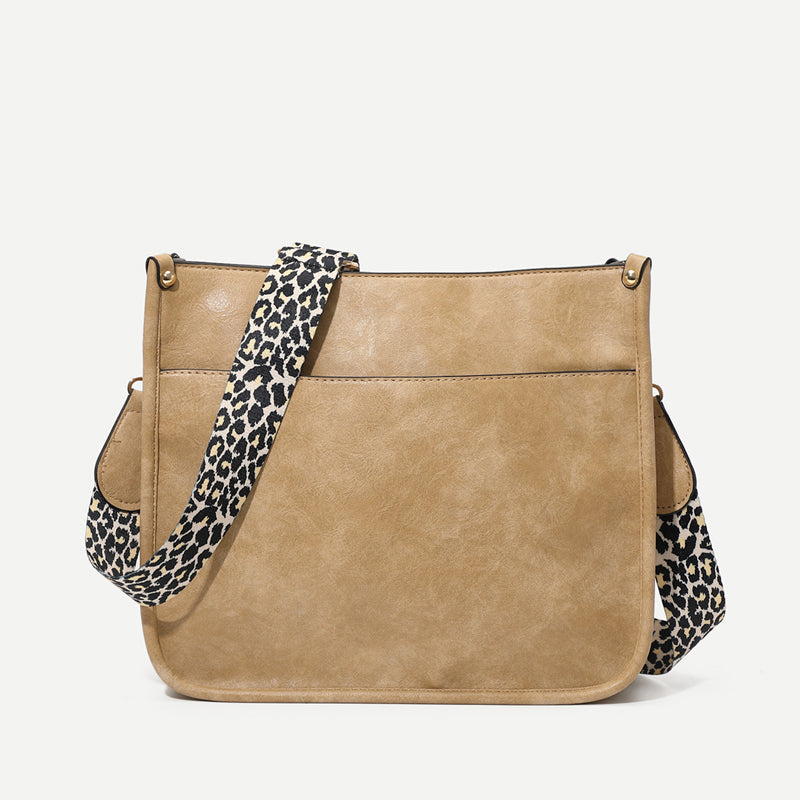 Shoulder bag with large capacity | Stornfield