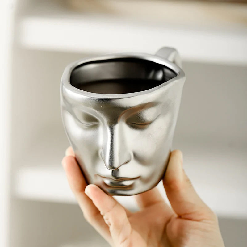 Stornfield | Kyssnades Face ceramic mug
