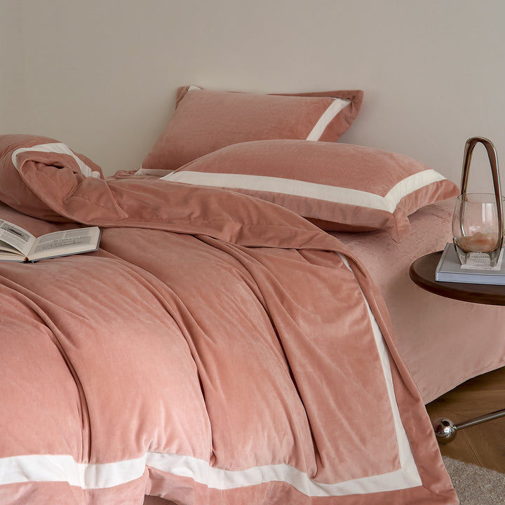 Warm 4-piece baby fleece bedding set