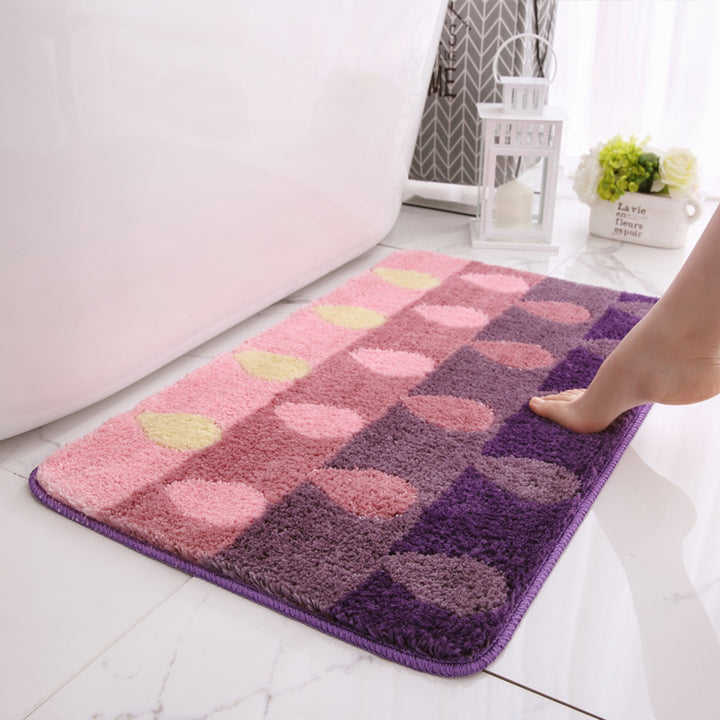 Plush Geometric Pattern Bath Mat