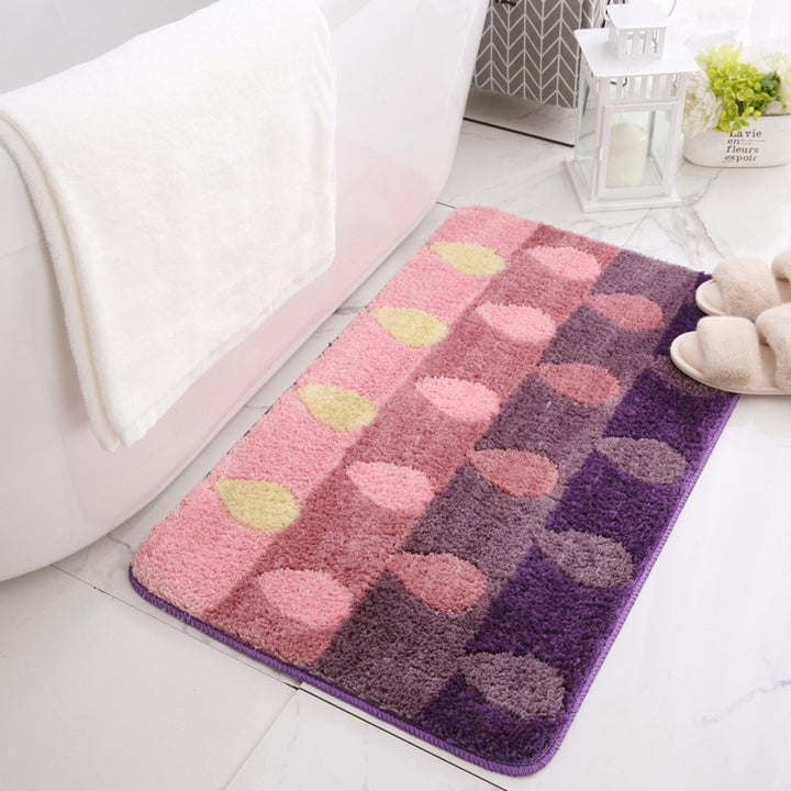 Plush Geometric Pattern Bath Mat