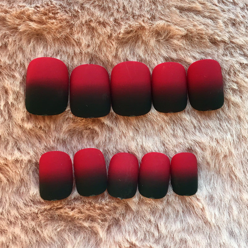 Artificial nails with elegant ombre effect Stornfield