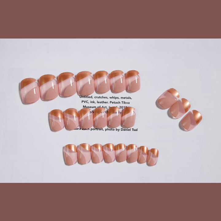 Artificial nails with elegant design and metallic finish Stornfield