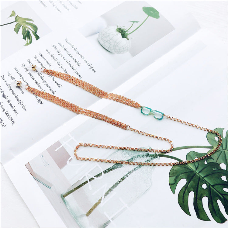 Stylish Multi-Chain Eyewear Holder Stornfield
