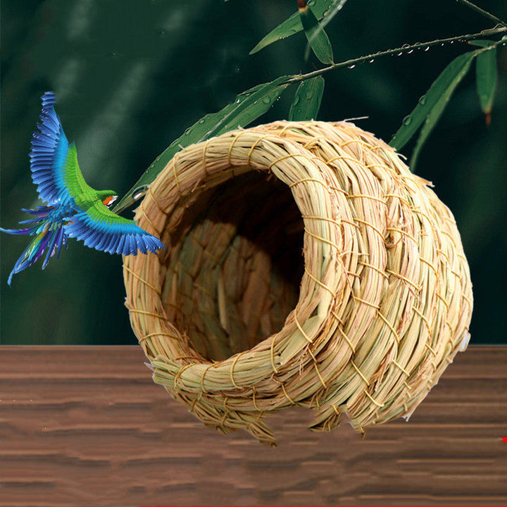 Straw Warm Bird's Nest | Stornfield