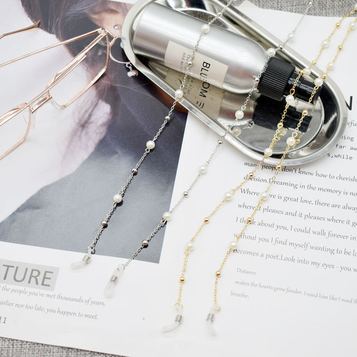 Delicate Pearl-Linked Eyewear Chain Stornfield