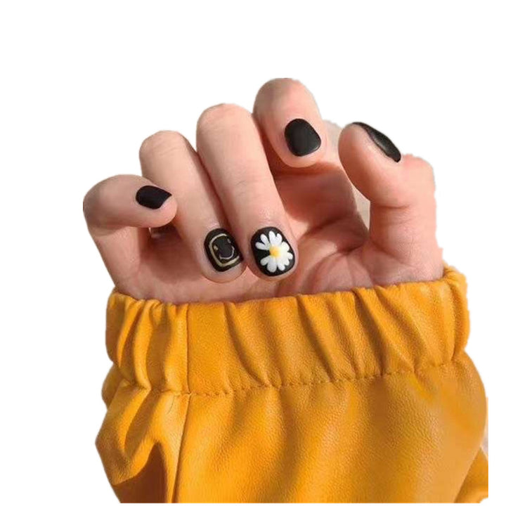 Artificial nails with floral design and matte finish Stornfield