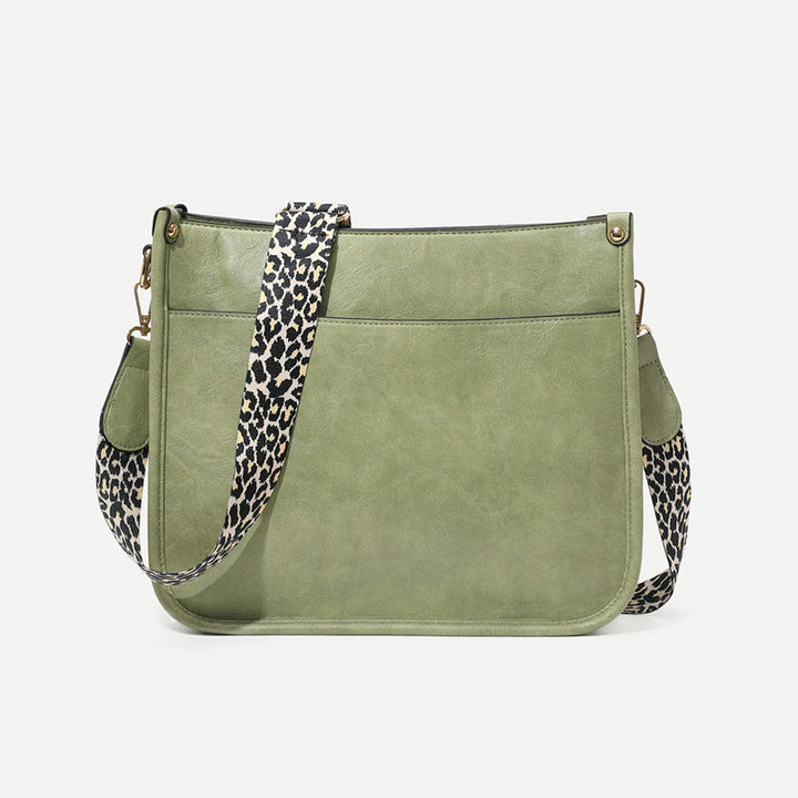 Shoulder bag with large capacity | Stornfield