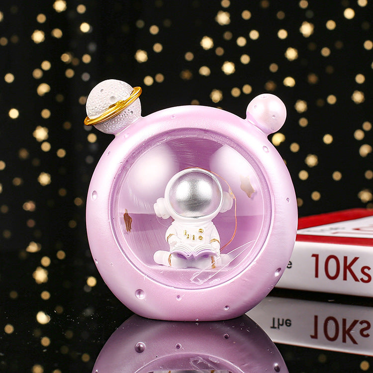 Decorative astronaut night light with star light