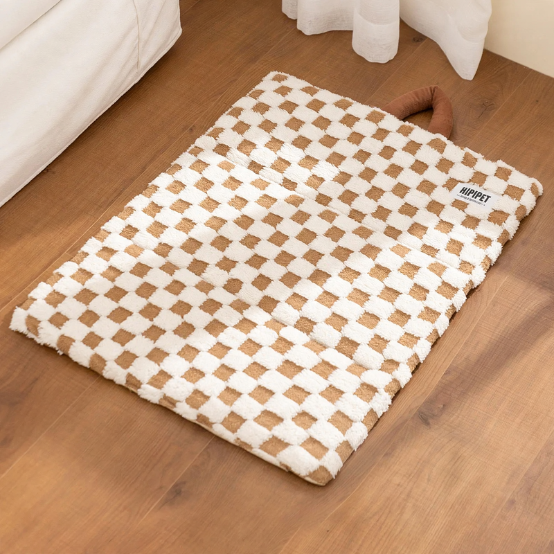 Heating pet mat made of fleece