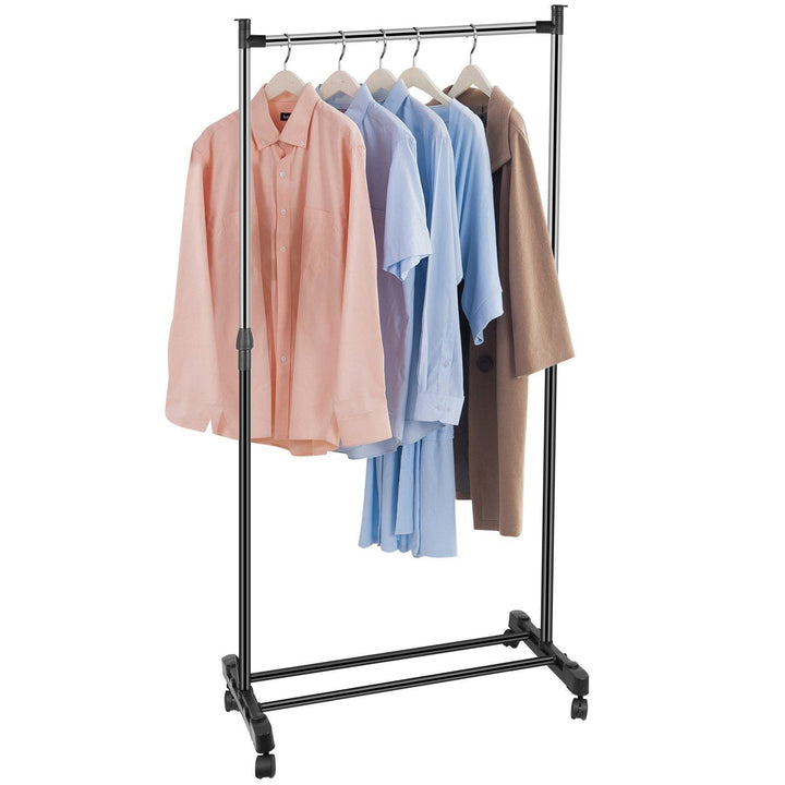 Stornfield | Height-adjustable garment rack with 15 kg/33 lbs capacity.