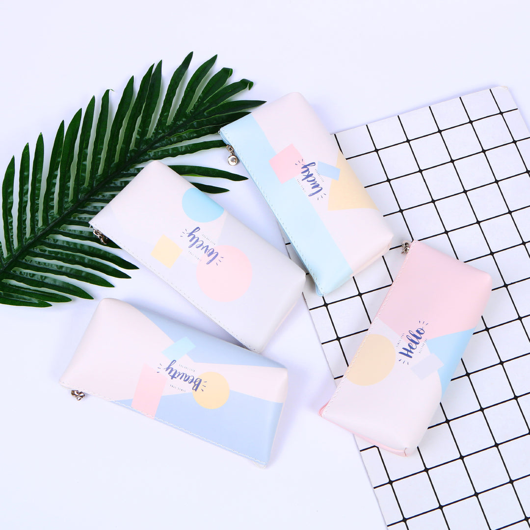 Trendy Cosmetic Storage Pouch