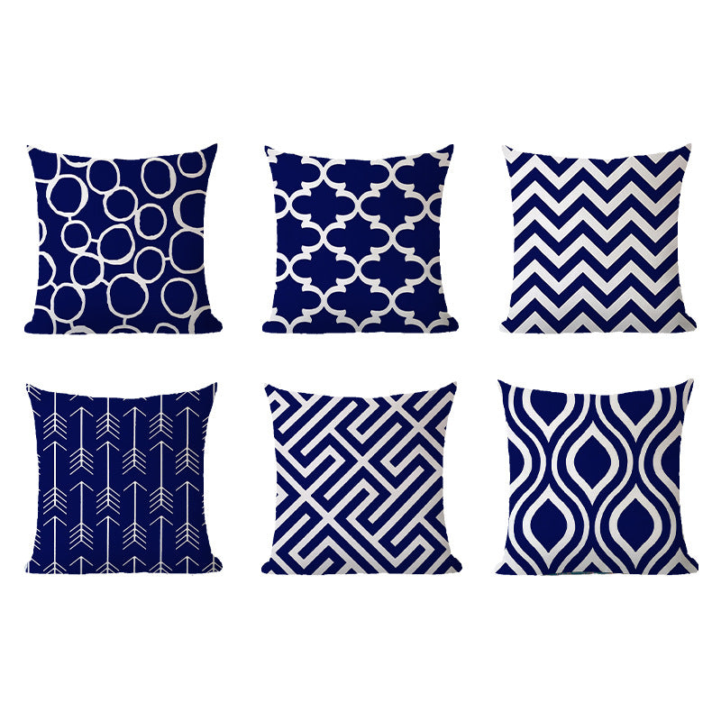 Decorative cushion with zigzag pattern from