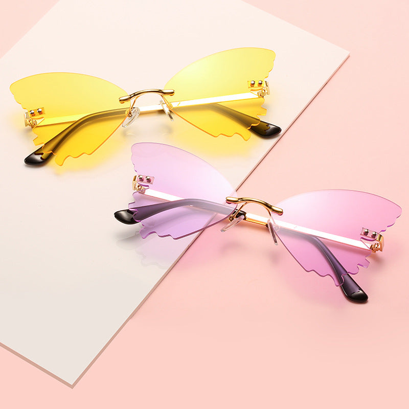 Butterfly-Shape Statement Sunglasses Stornfield