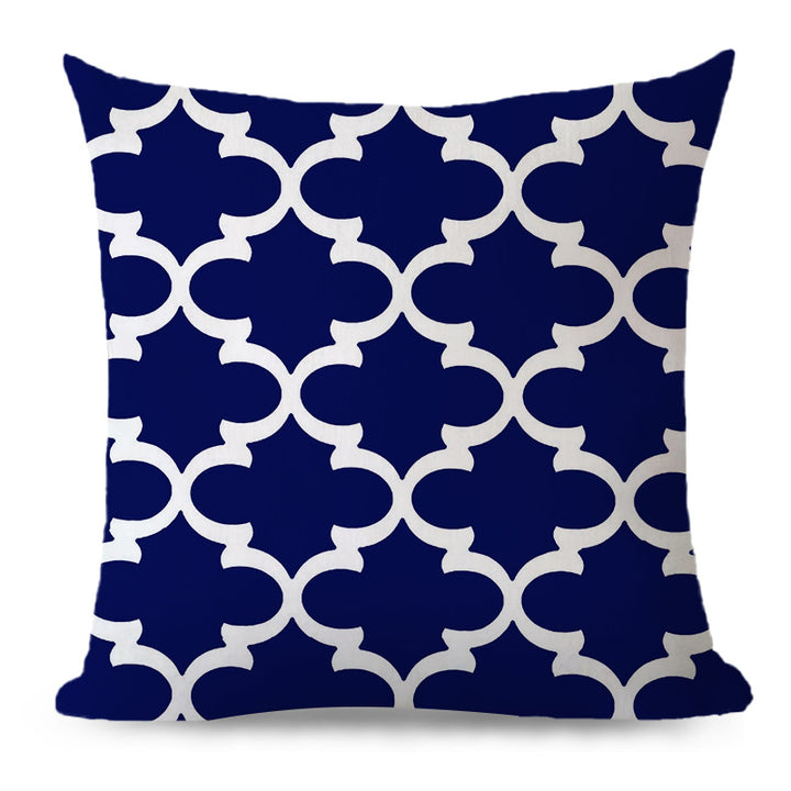 Decorative cushion with zigzag pattern from