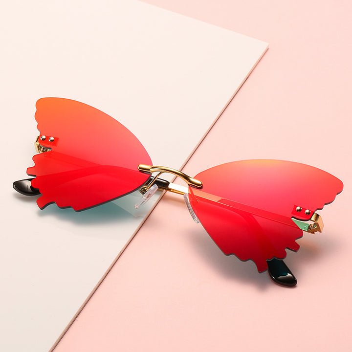 Butterfly-Shape Statement Sunglasses Stornfield
