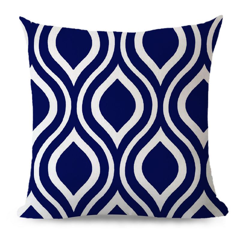 Decorative cushion with zigzag pattern from